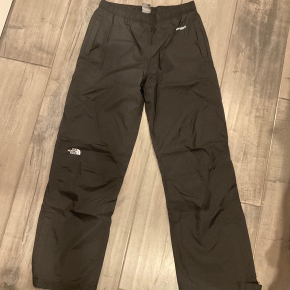 The North Face Black Hy-Vent waterproof pants size L (14/16) - Picture 1 of 9